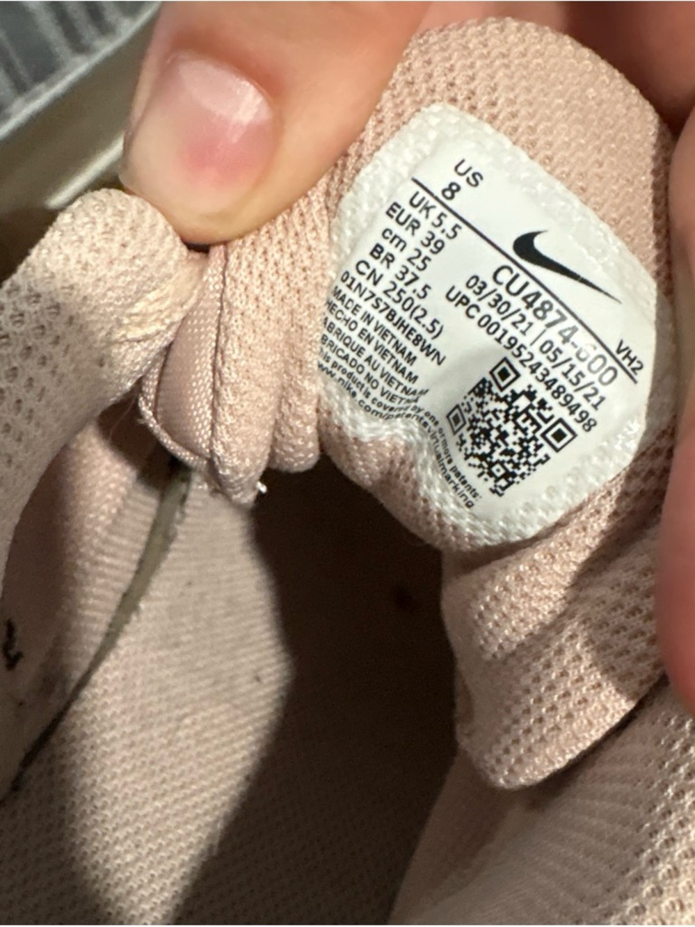 Nike Women's Knit Sneakers Blush Pink